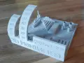 Modello di test stampa 3d con angoli inclinati, ponti e cilindri per verificare la qualità della stampa.