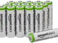Un pacco di batterie ricaricabili AmazonBasics Ni-MH 1.2V 2000mAh AA HR6. Diversi tipi di batterie ricaricabili, ideali per dispositivi elettronici.
