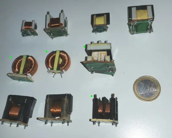 Trasformatori vari, utili per capire come usare Arduino con componenti elettronici.
