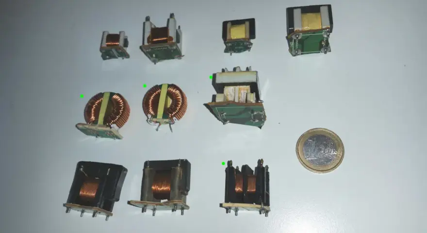 Trasformatori vari, utili per capire come usare Arduino con componenti elettronici.